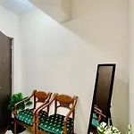 Elevated Staycation Bgc Venice Grand Canal